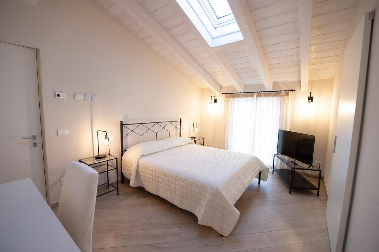 Villino Micol Camere A Due Passi Dal Mare Марина-ди-Каррара Экстерьер фото